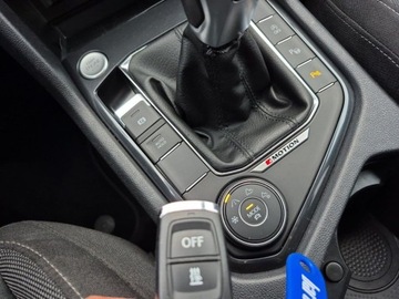 Volkswagen Tiguan Allspace SUV Facelifting 2.0 TSI 190KM 2022 Volkswagen Tiguan Allspace Allspace Bogata wersjaHakFULL LEDVirtual Martwe, zdjęcie 24