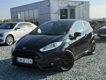 Ford Fiesta VII Hatchback 3d ST 1.6 EcoBoost 182KM 2015 Ford Fiesta ST 1.6 EcoBoost 2015 182KM Salon PL,