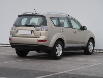 Mitsubishi Outlander II 2.0 DID DOHC 140KM 2008 Mitsubishi Outlander 2.0 DI-D, Salon Polska, zdjęcie 4