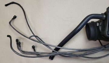 ТОПЛИВОРАСПРЕДЕЛИТЕЛЬ ДРОССЕЛЬНАЯ ИНЖЕКЦИЯ ВОЗДУХОЗАБОРНИК AUDI 049133353N OE