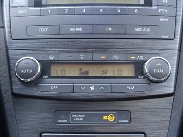 Toyota Avensis II Sedan 2.2 D-4D 150KM 2009 Toyota Avensis 2.2 D-4D, Salon Polska, Xenon, zdjęcie 12