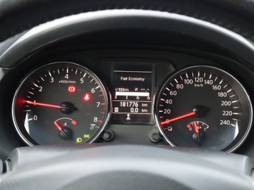 Nissan Qashqai I Crossover 1.6 Start/Stop 117KM 2011 Nissan Qashqai 1.6, Salon Polska, Navi, Klima, zdjęcie 10