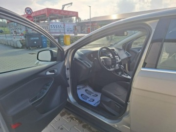 Ford Focus III Kombi Facelifting 1.5 EcoBoost 182KM 2016 Ford Focus Automat,Ksenoe Led,ASO FORD, zdjęcie 20