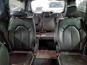 Chrysler Pacifica II 3.6 V6 291KM 2022 Chrysler Pacifica 2022r., Limited, 3.6L, od ubezpieczalni 3.6 Benzyna 291KM, zdjęcie 8