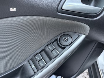 Ford Focus III Kombi 1.6 Duratorq TDCi DPF 115KM 2011 Ford Focus 1.6 TDCI 115KM, klimatyzacja, nowe hamulce, 4x el. szyby, bluet, zdjęcie 16