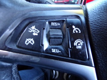 Opel Astra J GTC 1.4 Turbo ECOTEC 140KM 2014 Opel Astra FUUL OPCJA COSMO I WŁAŚĆ 2014R, zdjęcie 22