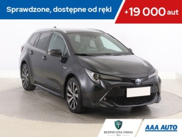Toyota Corolla XII TS Kombi 1.8 Hybrid 122KM 2021 Toyota Corolla 1.8 Hybrid, Salon Polska