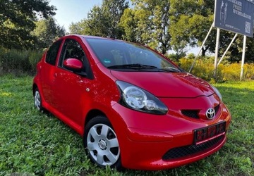 Toyota Aygo I Hatchback 3d 1.0 VVT-i 68KM 2008 Toyota Aygo Toyota Aygo I 1.0 VVT-i Klimatyzac...