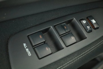 Toyota Auris I Hatchback 1.6 Valvematic 132KM 2010 Toyota Auris 1.6 Valvematic, Salon Polska, zdjęcie 15