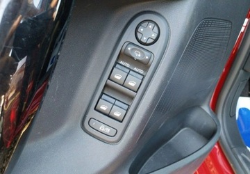 Citroen C3 II Hatchback facelifting 1.0 VTi 68KM 2014 Citroen C3 Super stan Jak nowy Benzyna 68KM, zdjęcie 17