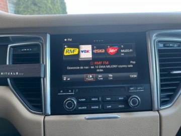 Porsche Macan SUV 2.0 252KM 2016 Porsche Macan 2.0 benzyna 252 KM 4 x 4 Salon Polska bezwypadkowy zadb, zdjęcie 15