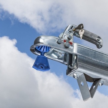 ЗАМОК СЦЕПКИ СИНИЙ БЕЗОПАСНОСТЬ ПРИЦЕПА