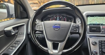 Volvo XC60 I SUV Facelifting 2.0 D3 DRIVE-E 150KM 2016 Volvo XC 60 2016R Stan bardzo dobry , wymieniony rozrzad , pelna dokumenta, zdjęcie 14