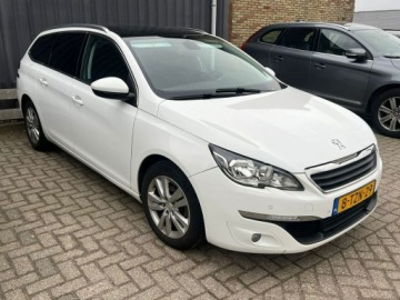 Peugeot 308 II 2014 Peugeot 308 hatchback 1.6 HDI 120 KM Nawigacja Hak, zdjęcie 31