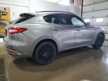 Maserati Levante 2019 Maserati Levante 2019, 3.0L, 4x4, po gradobiciu 3.0 Benzyna 345KM, zdjęcie 4