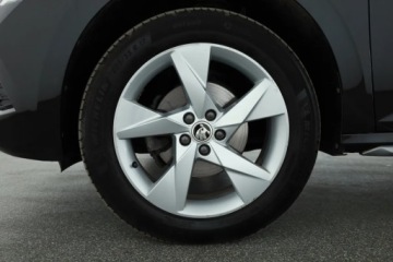 Skoda Kamiq Crossover 1.0 TSI 110KM 2022 Skoda Kamiq 1.0 TSI, Salon Polska, Serwis ASO, zdjęcie 10