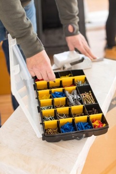 STANLEY STST81681 ORGANIZER POJEMNIK Z PRZEGRODAMI