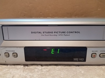 PHILIPS VR140