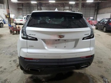 Cadillac 2021 Cadillac XT4 2021, 2.0L, 4x4, SPORT, od ubezpieczalni 2.0 Benzyna 237KM, zdjęcie 3