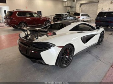  McLaren 570S Coupe 2016 3.8l 3.8 Benzyna 562KM, zdjęcie 3