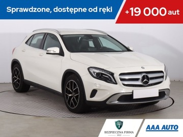Mercedes GLA I Off-roader 1.6 180 122KM 2016 Mercedes GLA GLA 180, Salon Polska, Serwis ASO