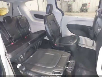 Chrysler Pacifica II 2023 Chrysler Pacifica Touring L 2023 3.6l 3.6 Benzyna 287KM, zdjęcie 12