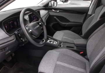 Skoda Octavia IV Kombi 2.0 TDI 150KM 2025 Skoda Octavia Hak holowniczy, Kierownica podgrzewana, Edition 130 2.0 150KM, zdjęcie 10