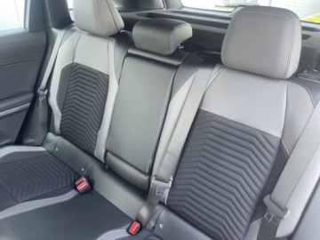 Jeep Compass II 2026 JEEP Compass Altitude 1.2 T3 mHEV FWD DCT Suv 145KM 2026, zdjęcie 11