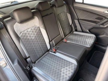 Volkswagen Tiguan II SUV Facelifting 2.0 TSI 190KM 2023 Volkswagen Tiguan FV23 20 Black Style IQ.LED Matrix 4x4 Gwarancja Ha, zdjęcie 18