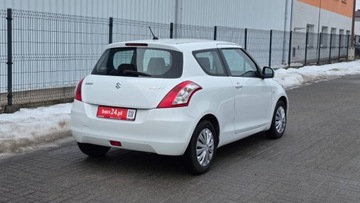 Suzuki Swift V 2012 Suzuki Swift Benzyna Bezwypadkowy Bialy shogun 1.3 Benzyna 95KM, zdjęcie 3