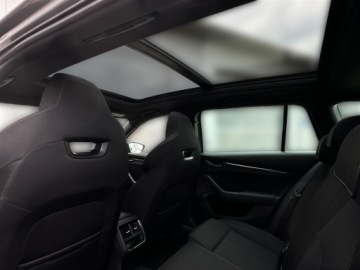 Skoda Octavia IV Liftback 1.5 TSI EVO 150KM 2023 Skoda Octavia 1.5TSI 150KM Sportline DSG |LED Matr, zdjęcie 32