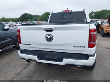  RAM 1500 LARAMIE 4X4 57 BOX 2022 5.7 Benzyna 395KM, zdjęcie 4