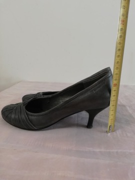 Buty czółenka skórzane Tamaris r. 38 , wkł 25 cm