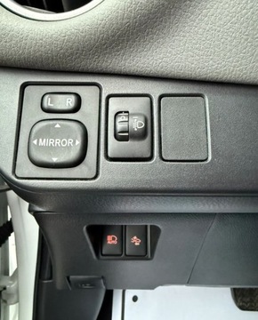 Toyota Yaris III Hatchback 5d Facelifting 1.33 Dual VVT-i 99KM 2016 Toyota Yaris Automat, salon Polska, Kamera cofania, 53 tys km 1.3 Benzyna, zdjęcie 13