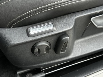 Volkswagen Passat B8 Variant Facelifting 2.0 TDI SCR 200KM 2022 Volkswagen Passat 2.0TDI 200KM 4Motion Elegance DS, zdjęcie 10