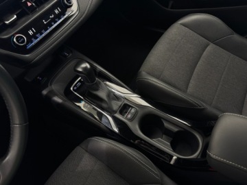 Toyota Corolla XII TS Kombi Facelifting 2.0 Hybrid Dynamic Force 196KM 2022 Toyota Corolla Comfort + Tech + Style / Kamera cof, zdjęcie 24