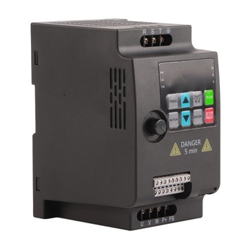 FALOWNIK 3-FAZ. WEJŚCIE 3-FAZ. WYJŚCIE REGULATOR OBROTÓW SILNIKA 2.2KW