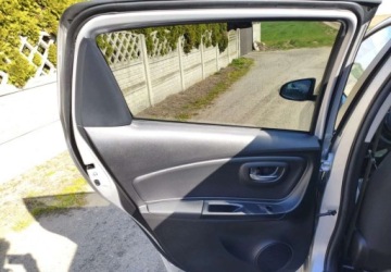 Toyota Yaris III Hatchback 5d Facelifting 2017 1.5 Dual VVT-iE 111KM 2019 Toyota Yaris Toyota Yaris 1.5 20th Anniversary CVT 1.5 Benzyna 111KM, zdjęcie 20