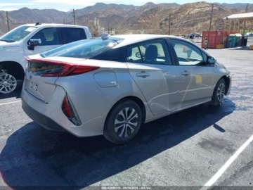 Toyota Prius IV 2021 Toyota Prius 2021 TOYOTA PRIUS PRIME LE 1.8 Hybryda Plug-in 95KM, zdjęcie 4