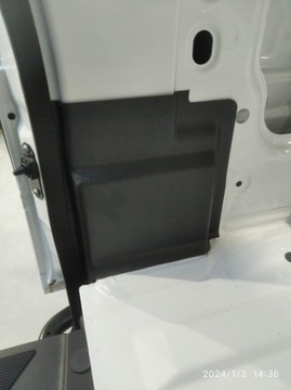 OSŁONA ZAŚLEPKA SŁUPKA PRAWEGO MERCEDES SPRINTER A906692660200009051