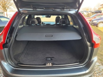 Volvo XC60 I SUV Facelifting 2.4 D5 220KM 2017 VOLVO XC60 LIFT SILNIK 2.4 D5 220 KM !!! FULL WYPAS !!! ZOBACZ WARTO !, zdjęcie 15