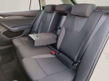 Skoda Octavia IV Liftback 1.5 TSI EVO 150KM 2024 Skoda Octavia 1.5TSI mHEV Selection DSG LED SalonPL ACC Podgrzewane Fotele, zdjęcie 9