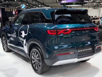 BYD 2026 BYD ATTO 2 DM-i Boost Suv (212 KM) 2026, zdjęcie 3