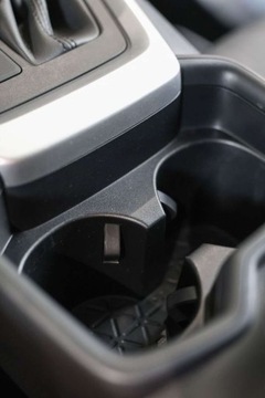 Toyota RAV4 V SUV 2.5 Hybrid Dynamic Force 222KM 2019 Toyota RAV4 2.5 Hybrid Comfort 4x4 Style HAK 2.5 Hybryda 222KM, zdjęcie 9