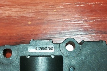 MOTOREK KRYT KOLEKTORU MERCEDES-BENZ E (W212) 412650750 2.1L DIESEL