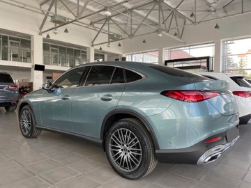 Mercedes GLC C254/X254 Coupe 2.0 220d 197KM 2025 GLC Coupe 220 d 4-Matic Avantgarde 2.0 (197KM) 2025, zdjęcie 1