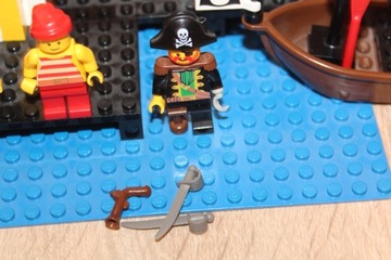 LEGO PIRATES 6267 Набор для запирания лагуны