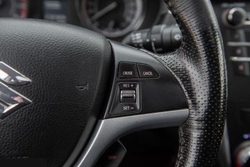 Suzuki Kizashi 2.4 VVT 178KM 2011 Suzuki Kizashi 2.4 Sport 178KM 2011r Mozliwy transport pod dom!, zdjęcie 16