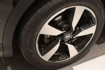 Nissan Qashqai II Crossover 1.2 DIG-T 115KM 2017 Nissan Qashqai 1.2 DIG-T N-Connecta EU6 1.2 Benzyna 115KM, zdjęcie 19