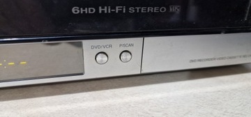 Комбинированный видеокассетный и DVD-плеер LG RC185